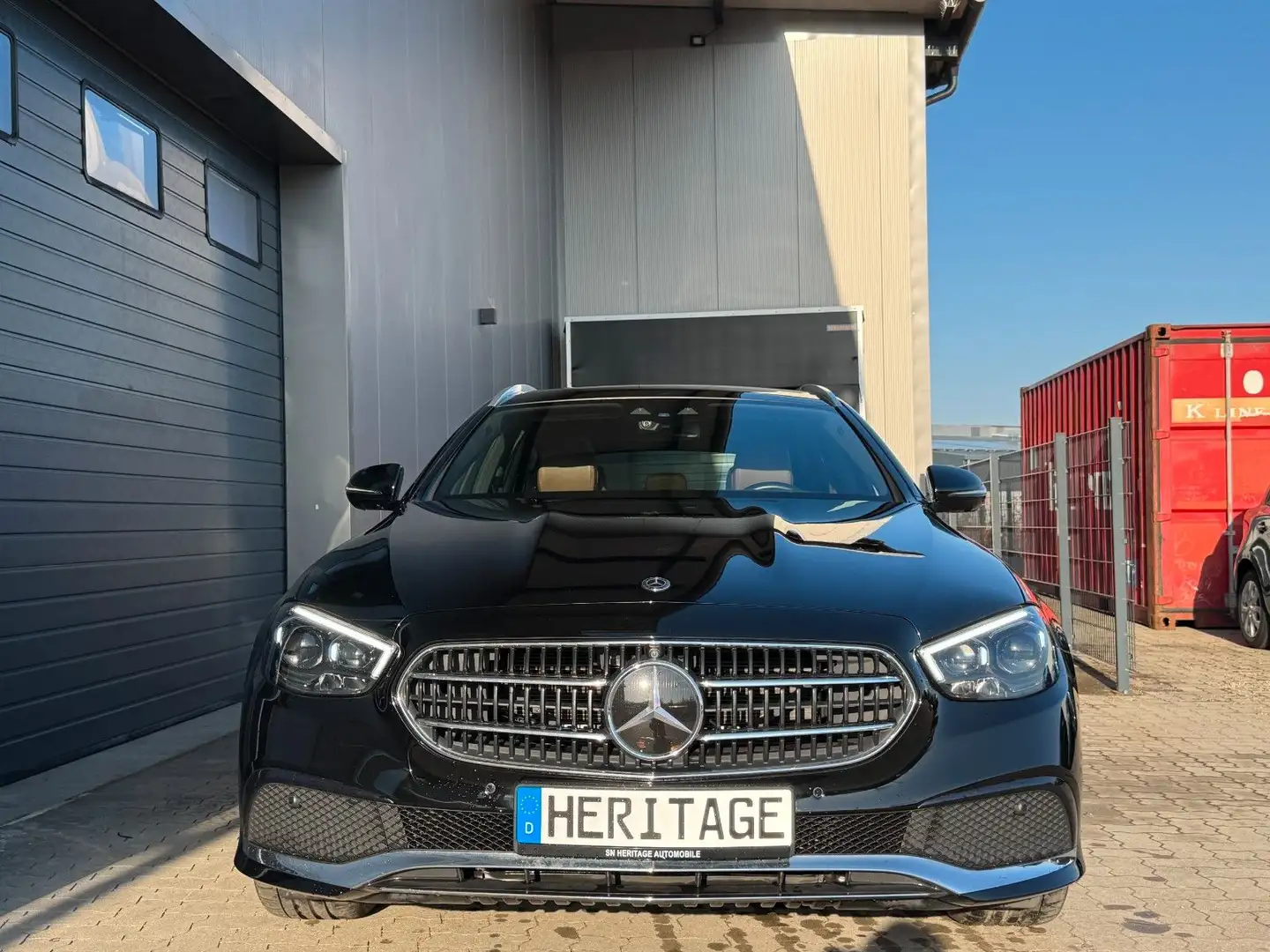 Mercedes-Benz E 300 de AVG/PANO/360°/LED/AMBIENTE Schwarz - 2