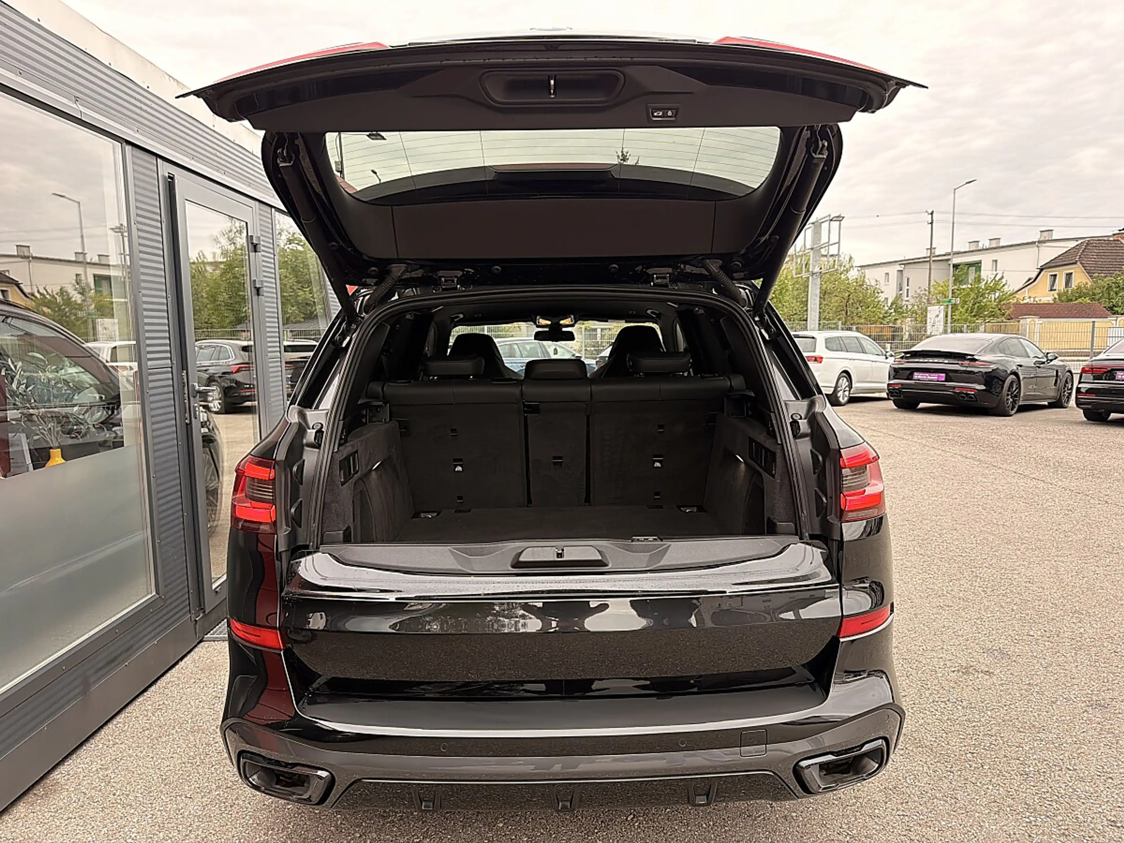 BMW X5 xDrive30d Aut. M-Sportpaket/LUFT/H&K/HUD/M-SPOR... — photo 14