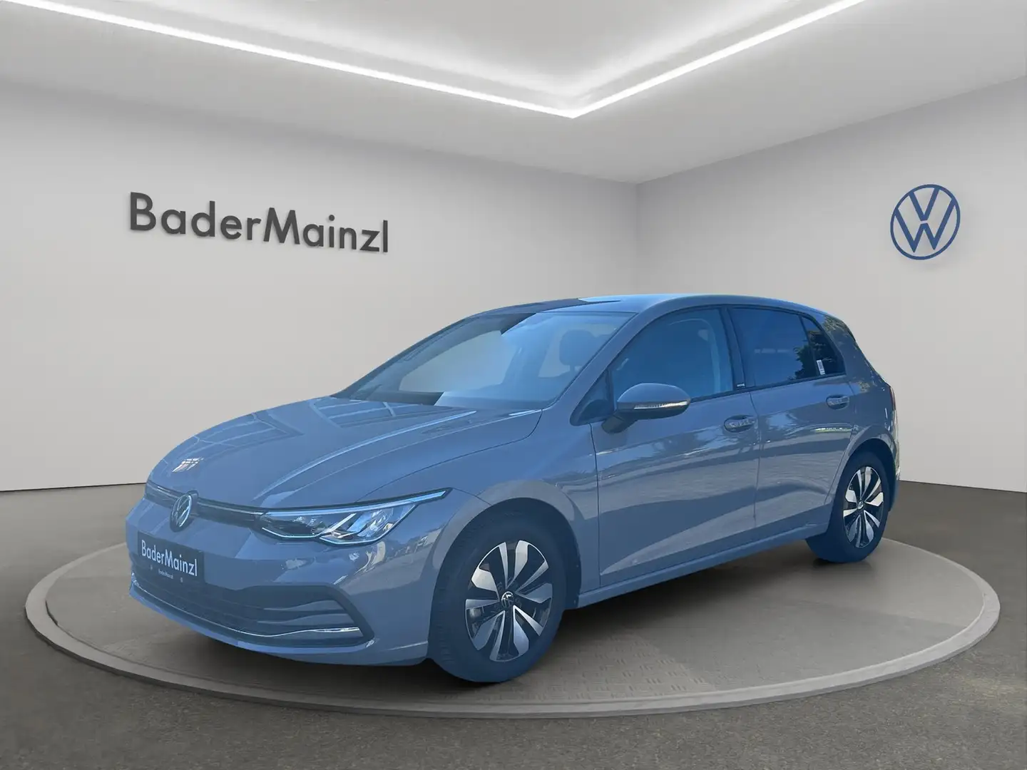 Volkswagen Golf 1,5 TSI Navi LED AHK SHZ RFK ACC Grau - 1