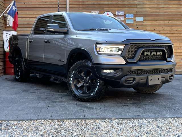 Dodge RAM 1500 REBEL Offroad 4x4 LPG AHK 5,7L Leder