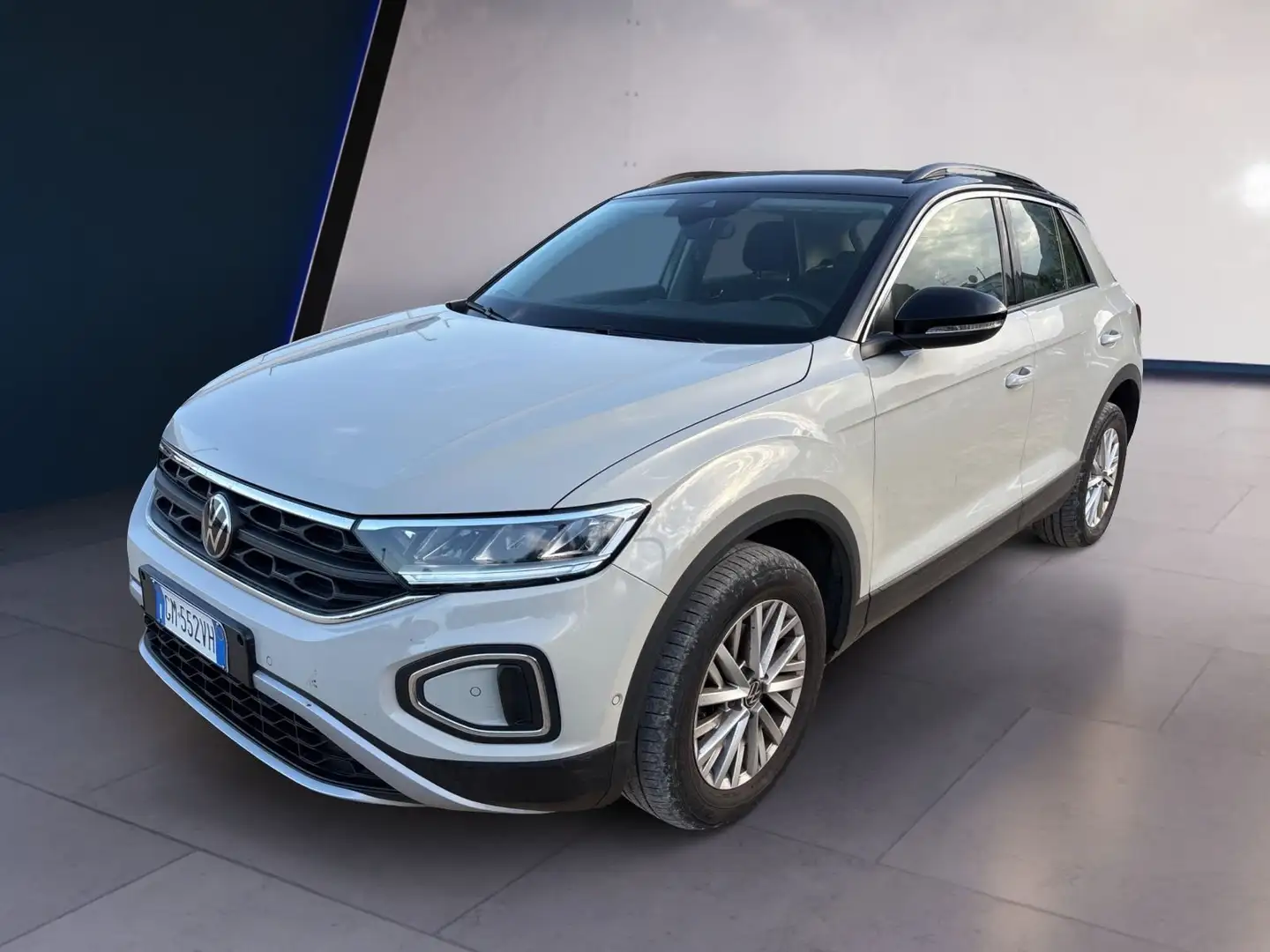 Volkswagen T-Roc 1.0 tsi life 110cv Beige - 1