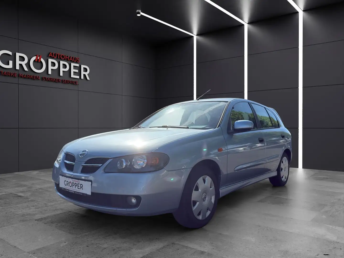 Nissan Almera 1.5 visia Blue - 1