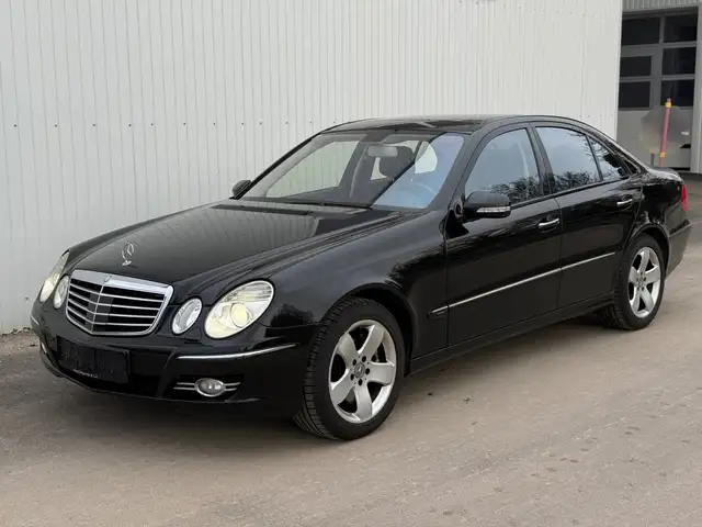 Mercedes-Benz E 500 E 500 4Matic *Schiebedach*Keyless*Sitzlüftung*