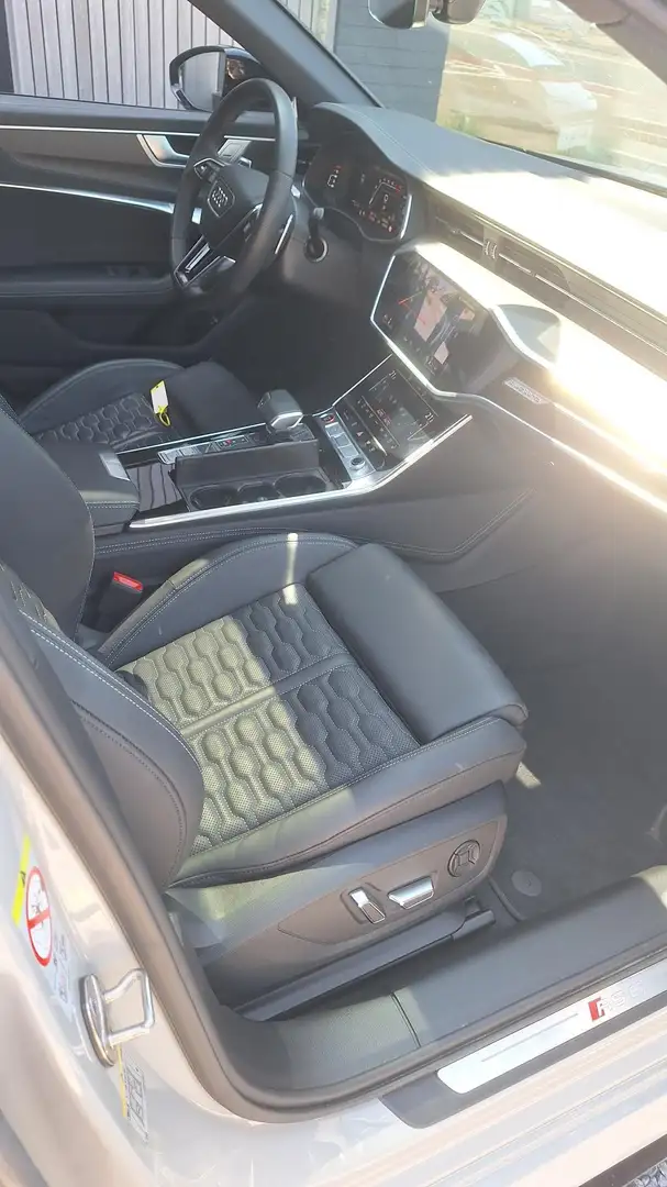 Audi RS6 PERFORMANCE/KERAMIC *LICHTE VRACHT* Gris - 2