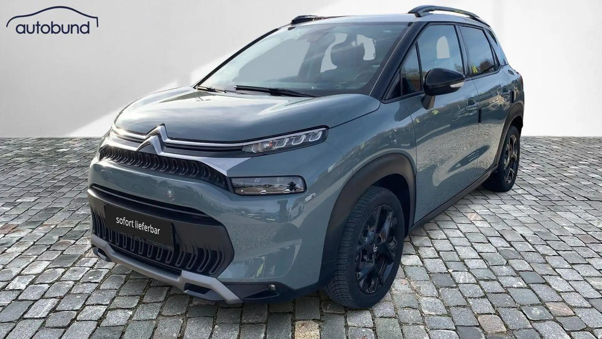 Citroen C3 III Aircross 1,2 PureTech Shine Pack Keyless Navi Grau - 1