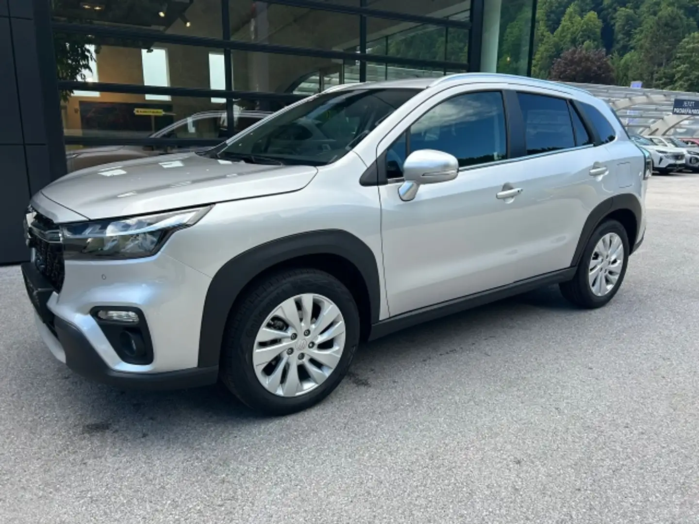 Suzuki S-Cross Suzuki S-Cross Silber - 2