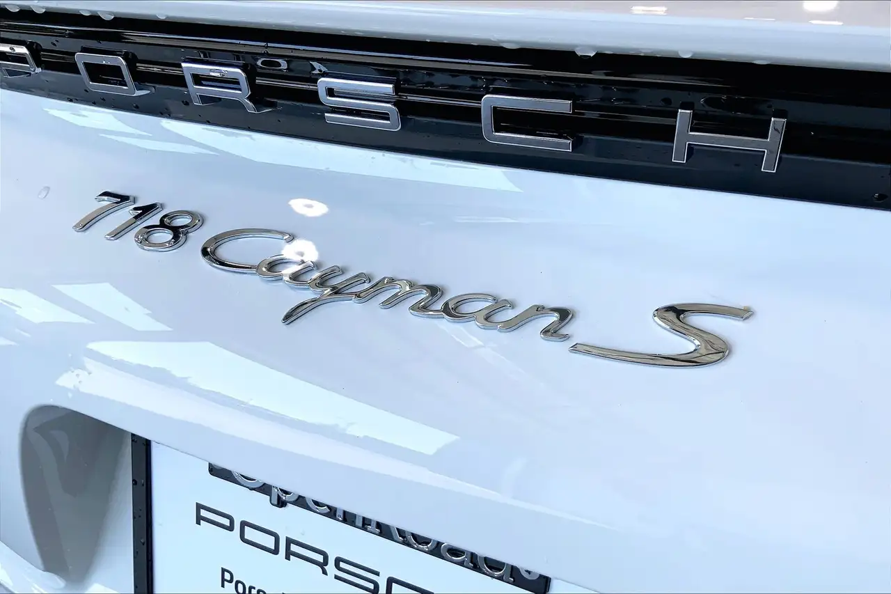 Porsche 718 Cayman снимка Porsche 718 Cayman