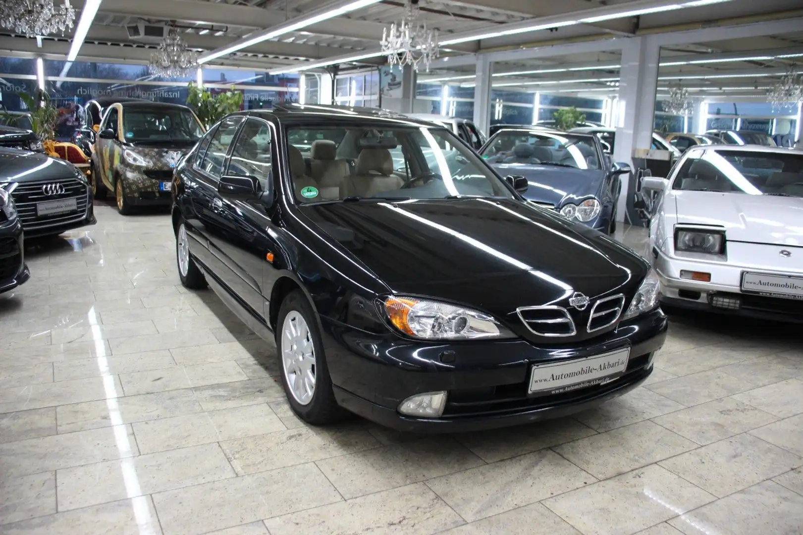 Nissan Primera 2.0 Чёрный - 2