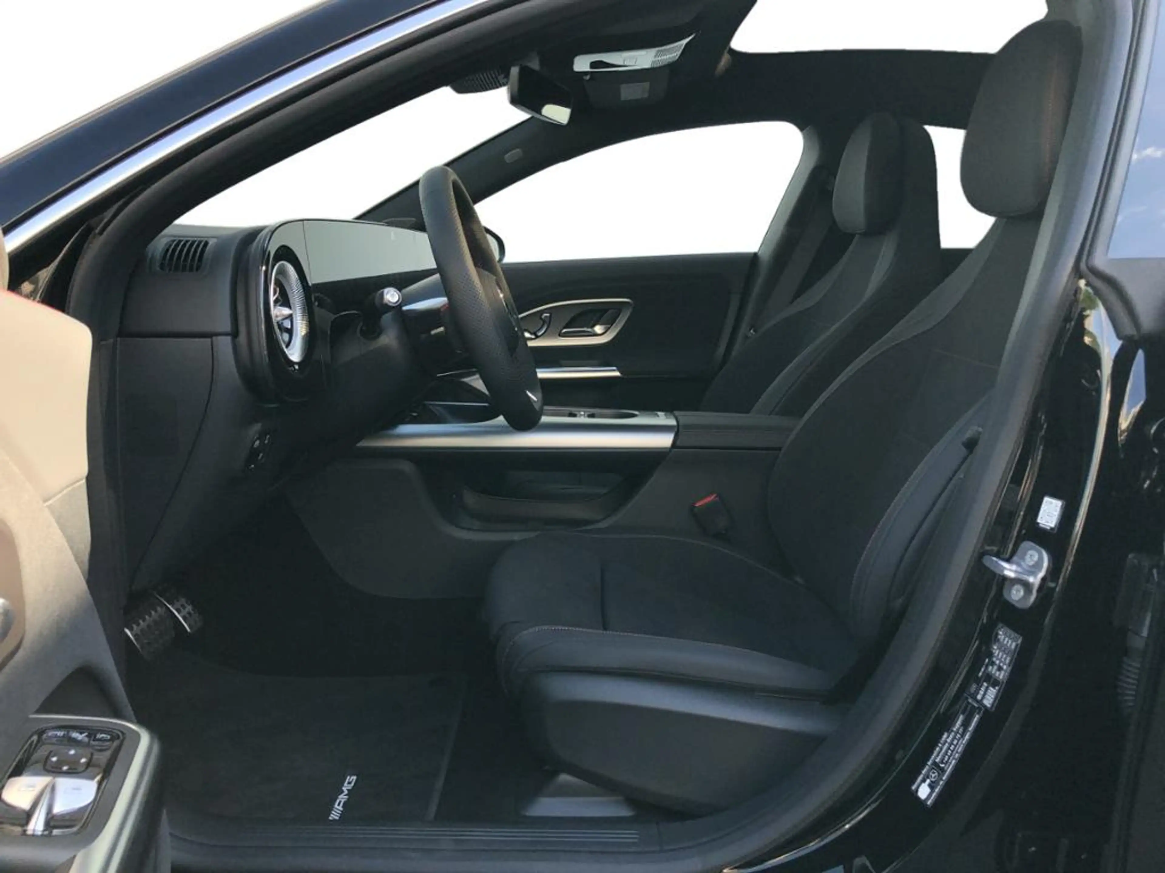 Mercedes-Benz CLA 250 + EQ +AMG+AHK+360°+Memory+MBeam+Keyless — photo 9