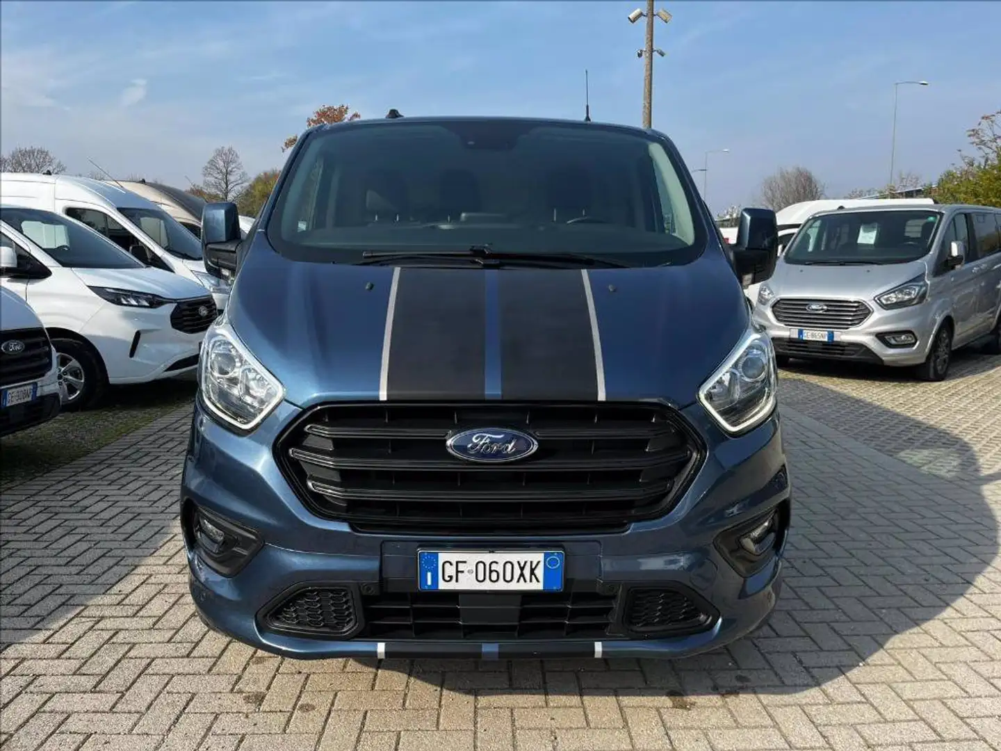 Ford Transit Custom 310 2.0 tdci 170cv Sport L1H1 E6 Azul - 2