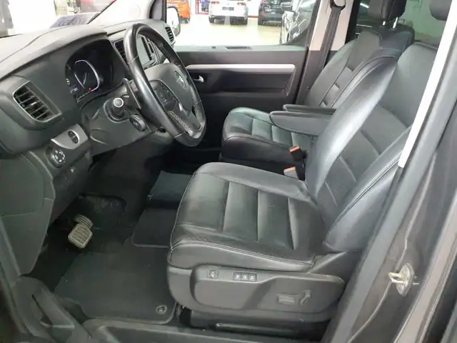 Opel Zafira view 7