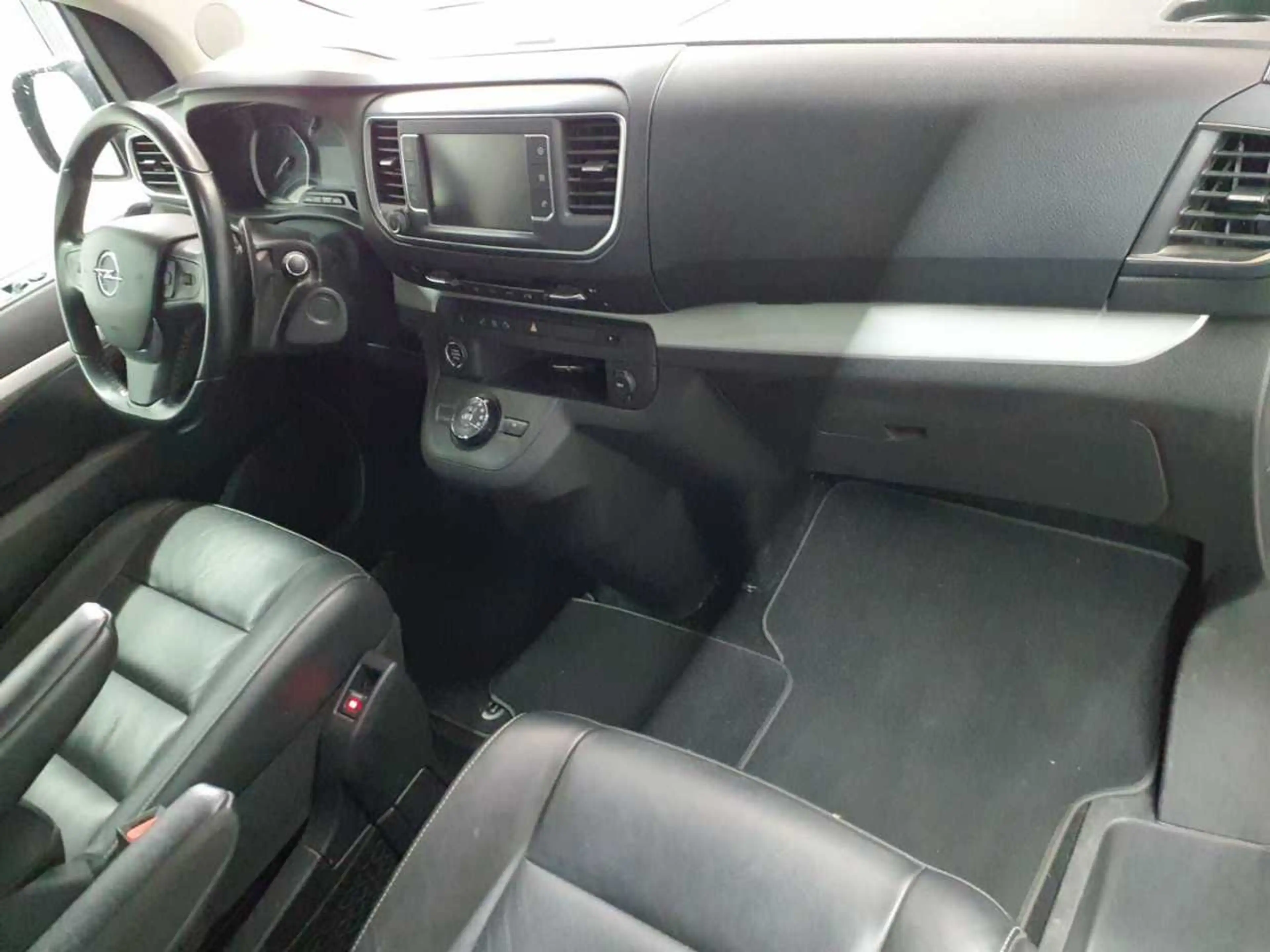 Opel Zafira Zafira Life 2.0D M Aut. Elegance 7Si — photo 9