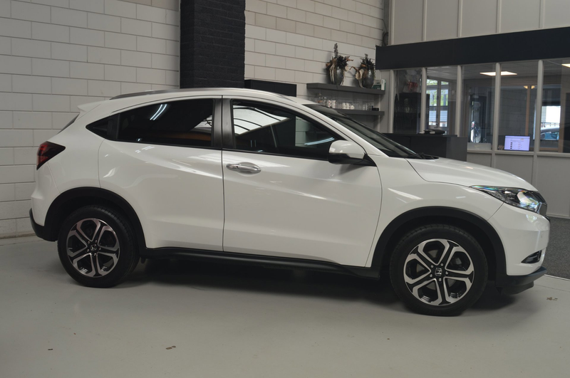 Honda HR-V 1.5 i-VTEC Executive // CLIMA // STOELVERWARMING / — photo 3
