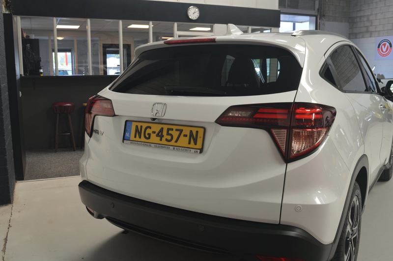 Honda HR-V 1.5 i-VTEC Executive // CLIMA // STOELVERWARMING / — photo 4