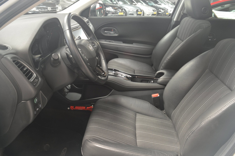 Honda HR-V 1.5 i-VTEC Executive // CLIMA // STOELVERWARMING / — photo 6
