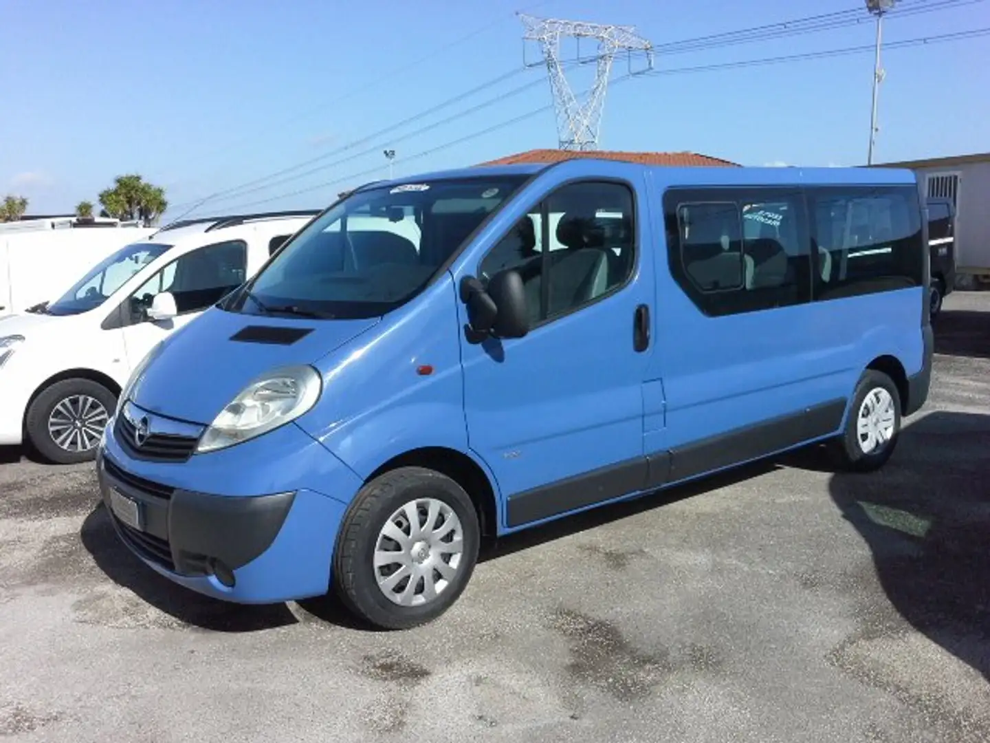 Opel Vivaro 2.0 CDTI CON 9 POSTI MAXI VETRATO VETTURA Blu/Azzurro - 1