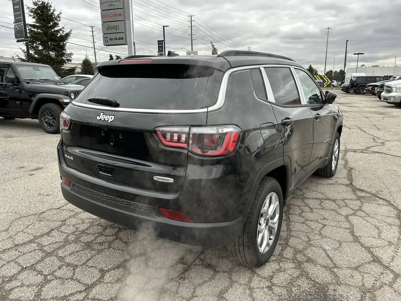 Jeep Compass снимка Jeep Compass