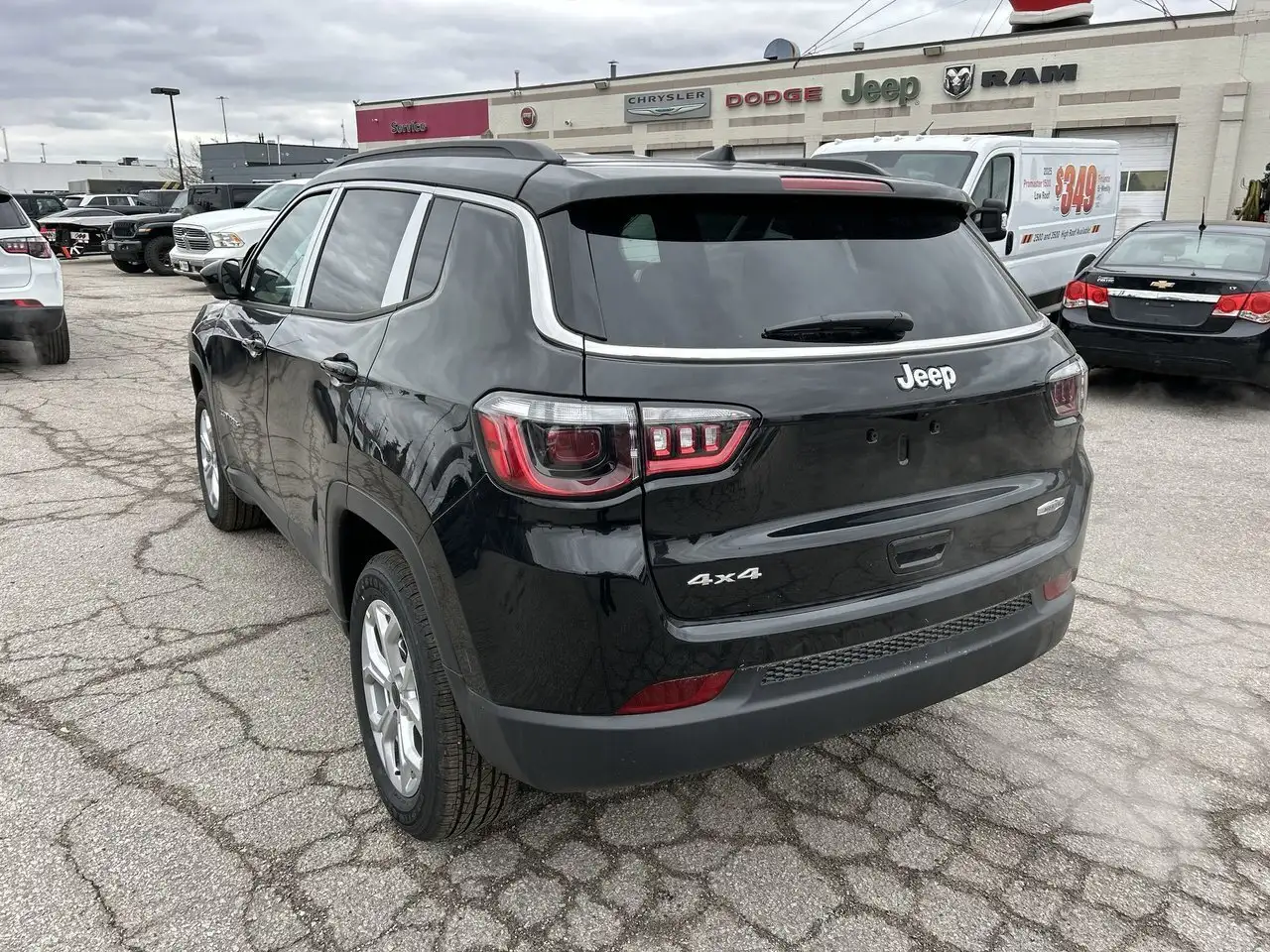 Jeep Compass снимка Jeep Compass