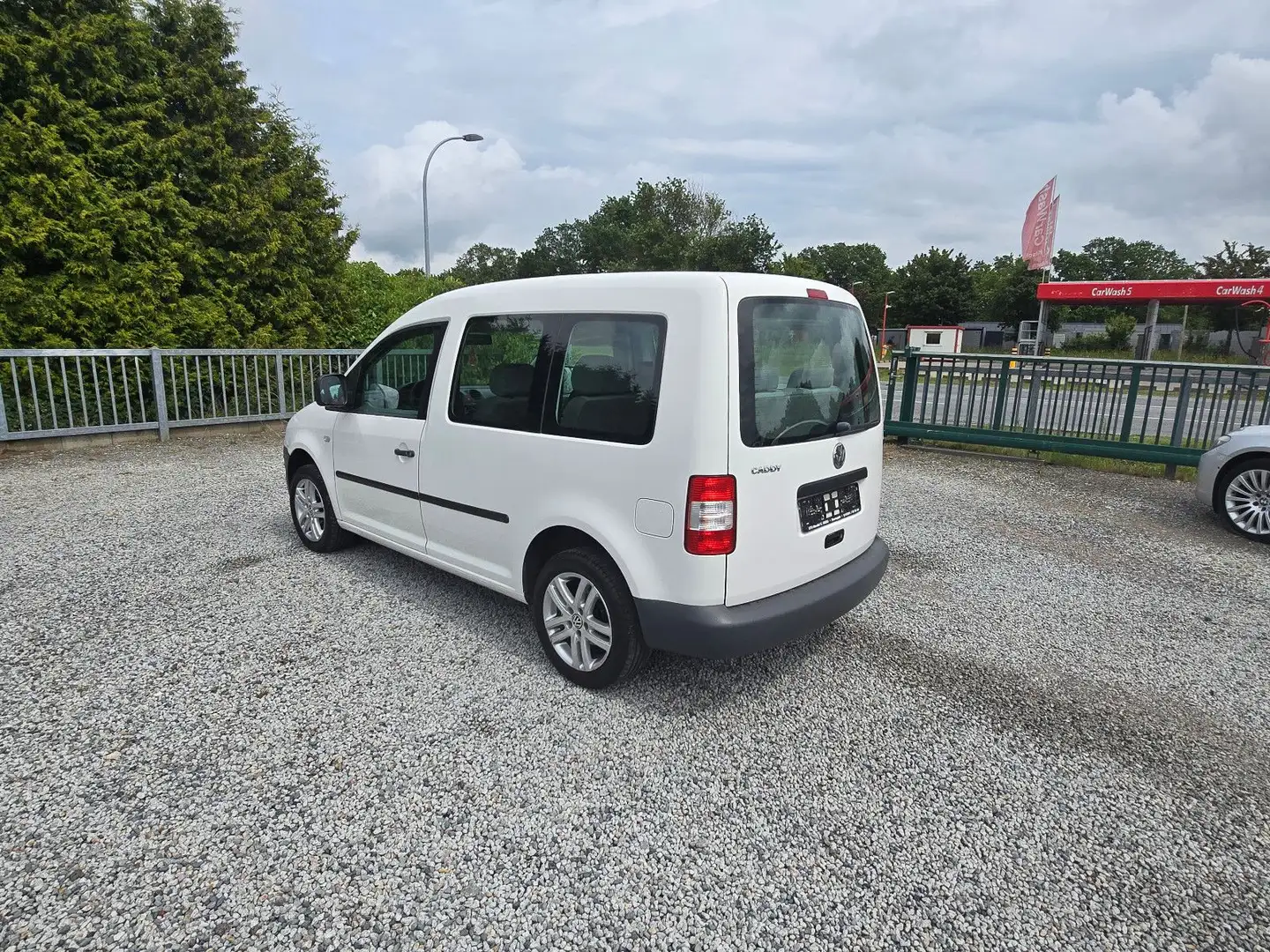 Volkswagen Caddy Kombi 7-Sitzer Blanco - 2