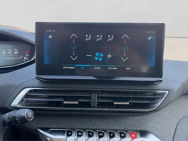 Peugeot 5008 view 12