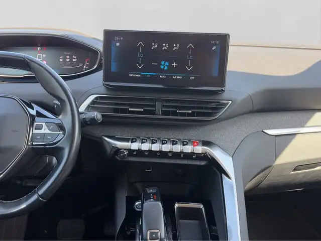 Peugeot 5008 view 11