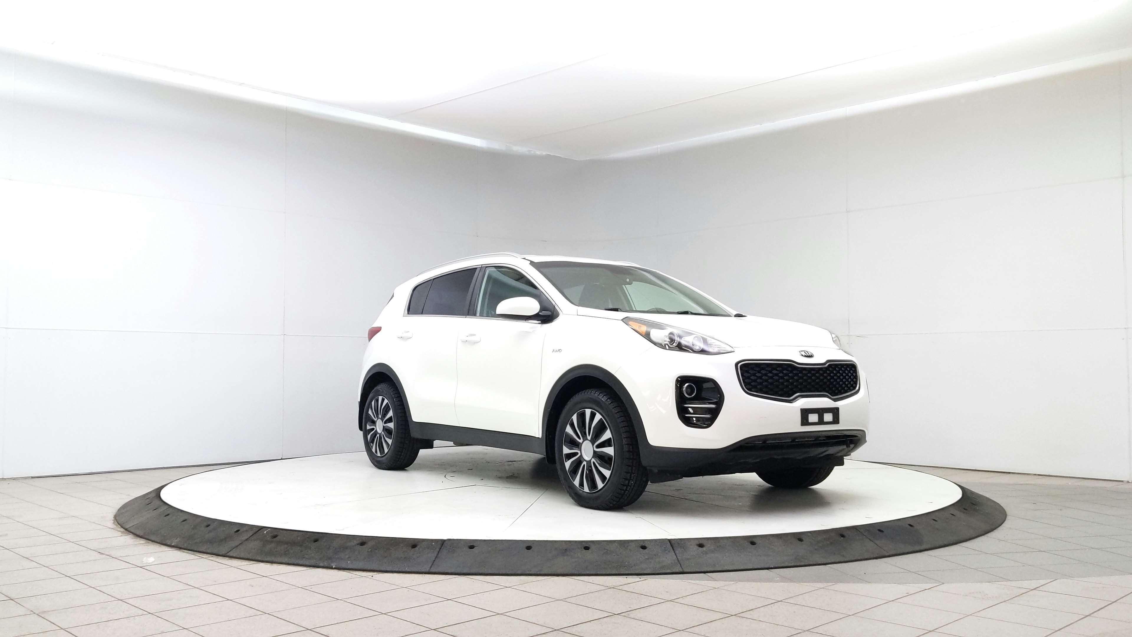 2017 Kia Sportage AWD LX | Low Kms | Heated Seats | Backup Camera