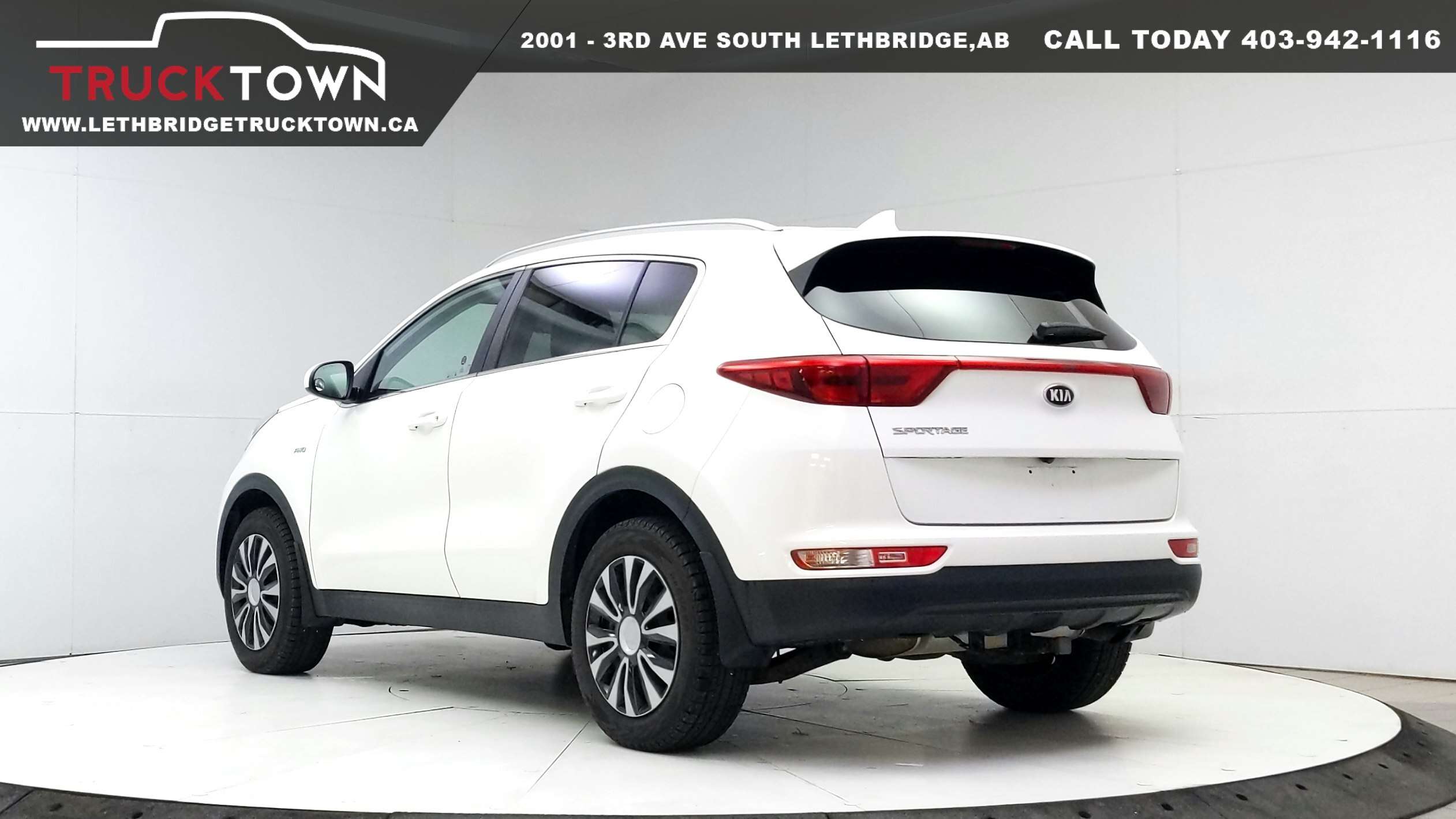 2017 Kia Sportage AWD LX | Low Kms | Heated Seats | Backup Camera — снимка 1