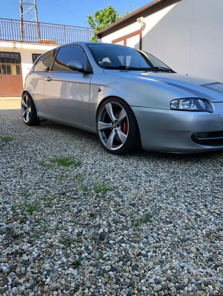 Alfa Romeo 147 3p 1.6 ts Distinctive 105cv Swap 2.0 150 Cv, foto 1