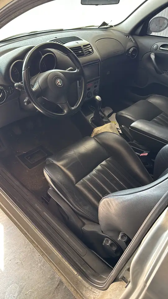 Alfa Romeo 147 3p 1.6 ts Distinctive 105cv Swap 2.0 150 Cv, foto 6
