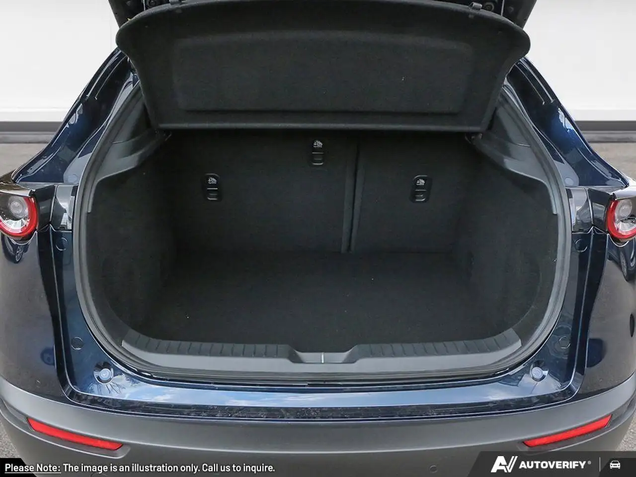 Mazda CX-30 photo Mazda CX-30