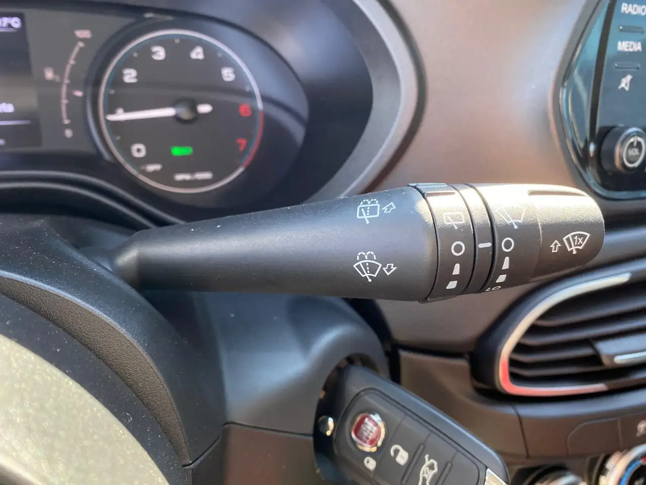 Fiat Tipo 5P - SW My24 1.5 Hybrid 130cv DctHb Tipo 20