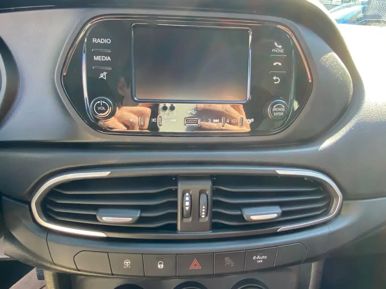Fiat Tipo 5P - SW My24 1.5 Hybrid 130cv DctHb Tipo 17