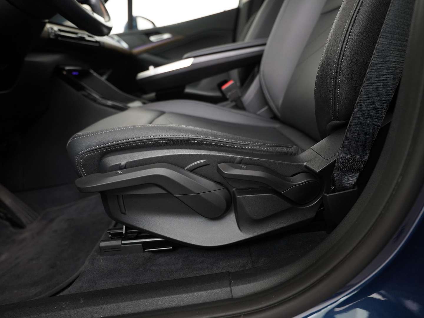 BMW Série 2 Active Tourer Luxury Line 225e XDrive - 2022 - Joinsteer - #39