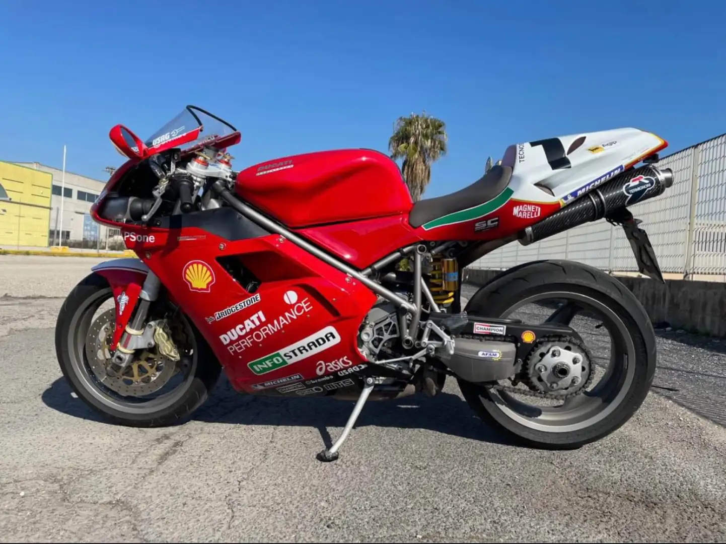 Ducati 748 E - 1