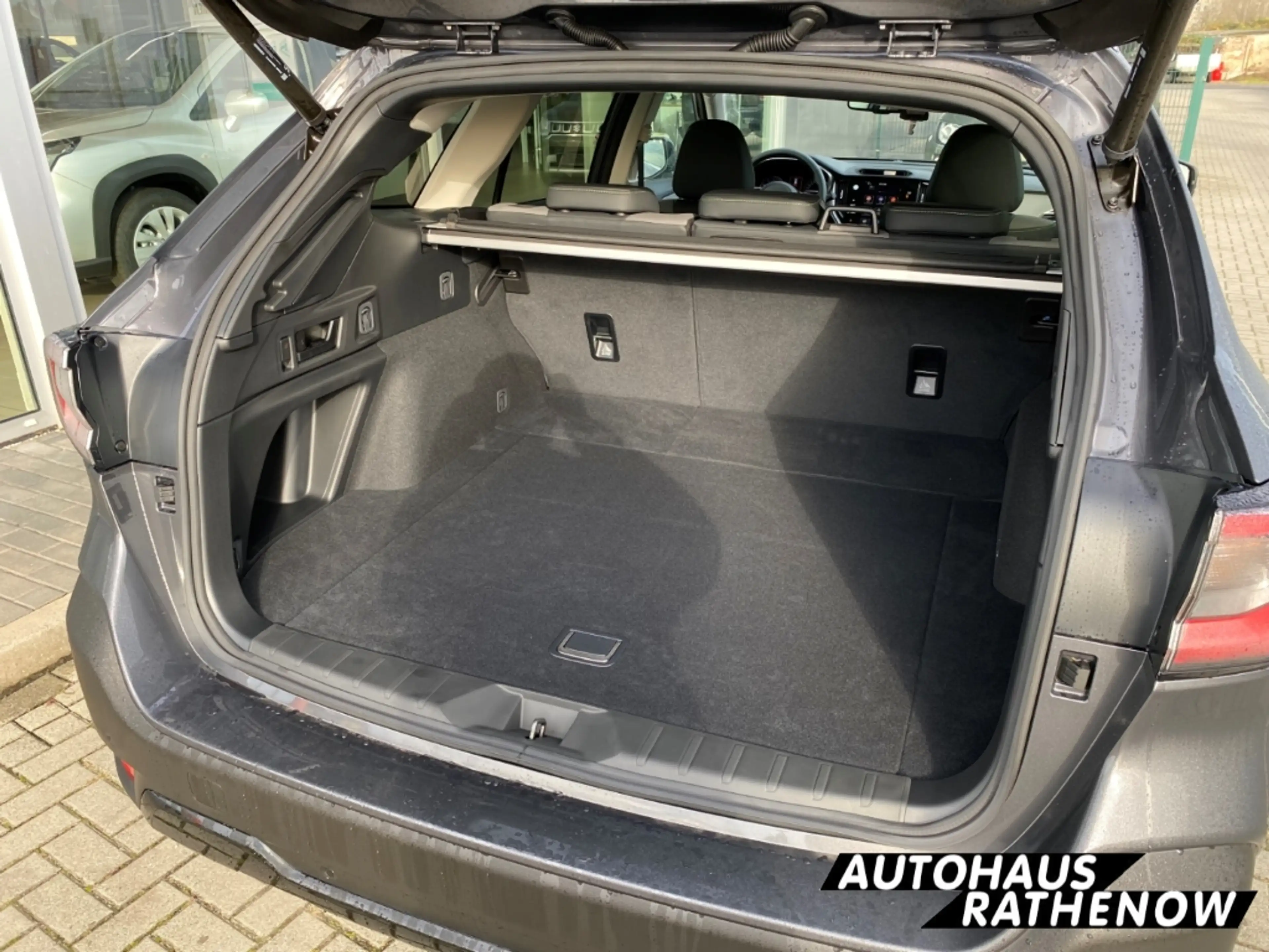 Subaru OUTBACK Edition Exclusive Cross Navi Leder LED Kurvenlicht — photo 6