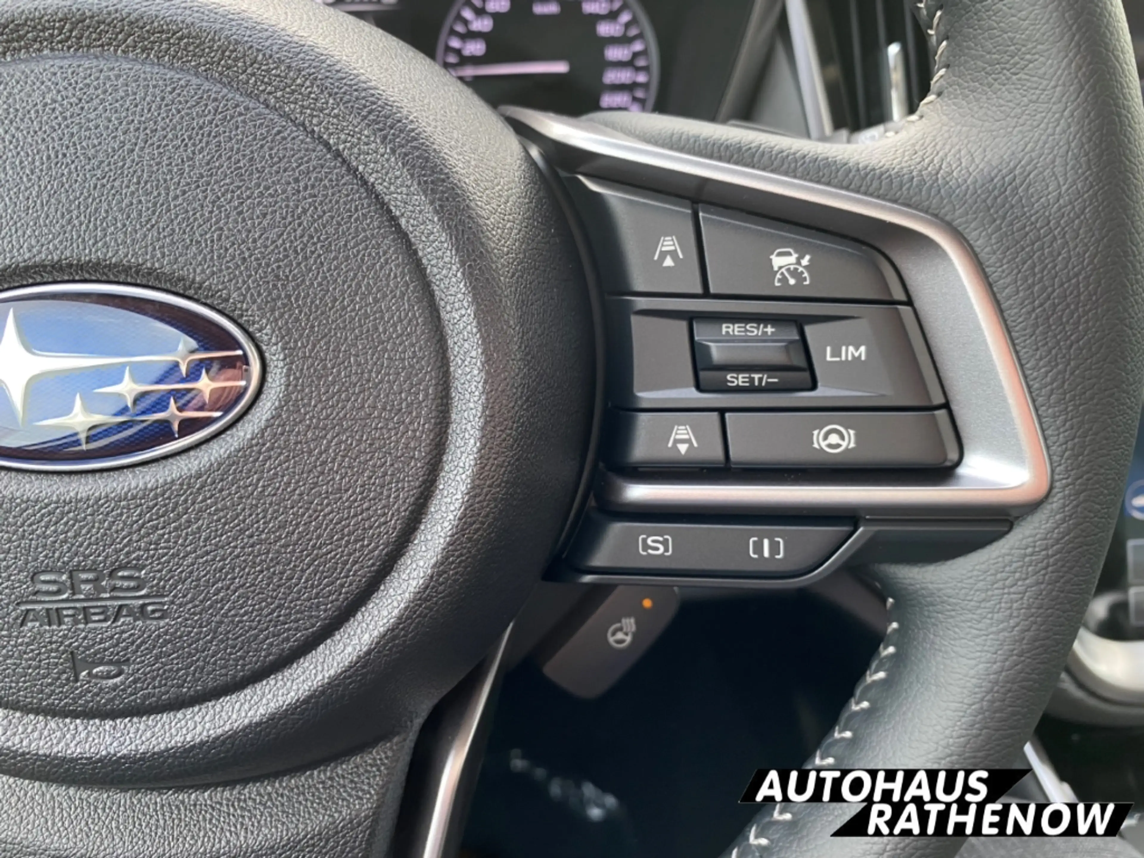 Subaru OUTBACK Edition Exclusive Cross Navi Leder LED Kurvenlicht — photo 15