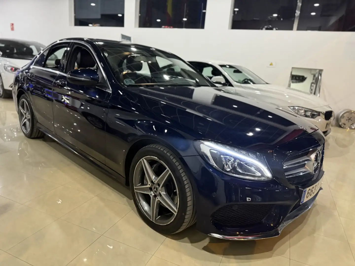 Mercedes-Benz C 220 220d 9G-Tronic AMG Line Bleu - 2