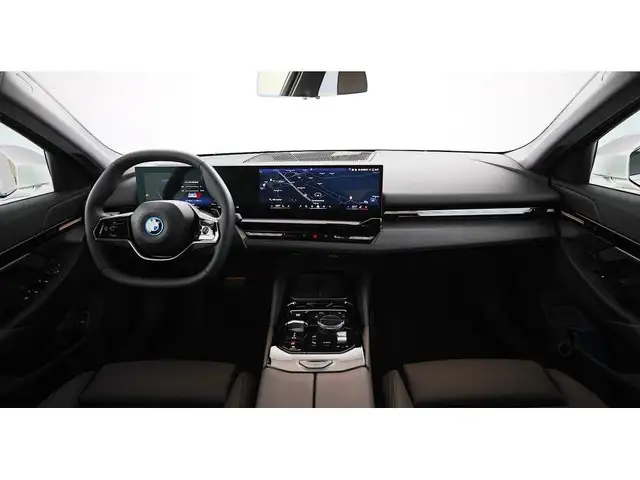 BMW 530 e Limousine Aut LED LEDER NAVI R-CAM SITZHZG Ansicht 12