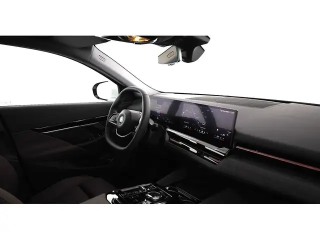 BMW 530 e Limousine Aut LED LEDER NAVI R-CAM SITZHZG Ansicht 14