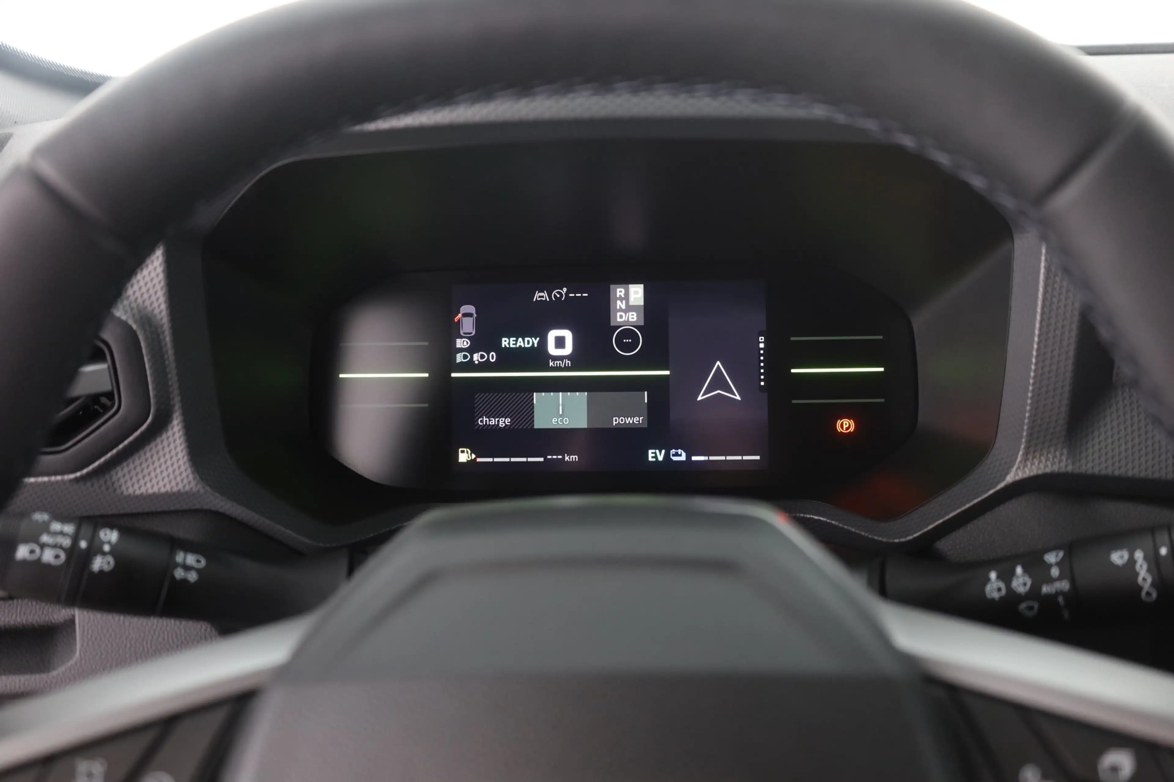Dacia Duster Journey Hybrid 155 Aut. LED Navi 360° — photo 11