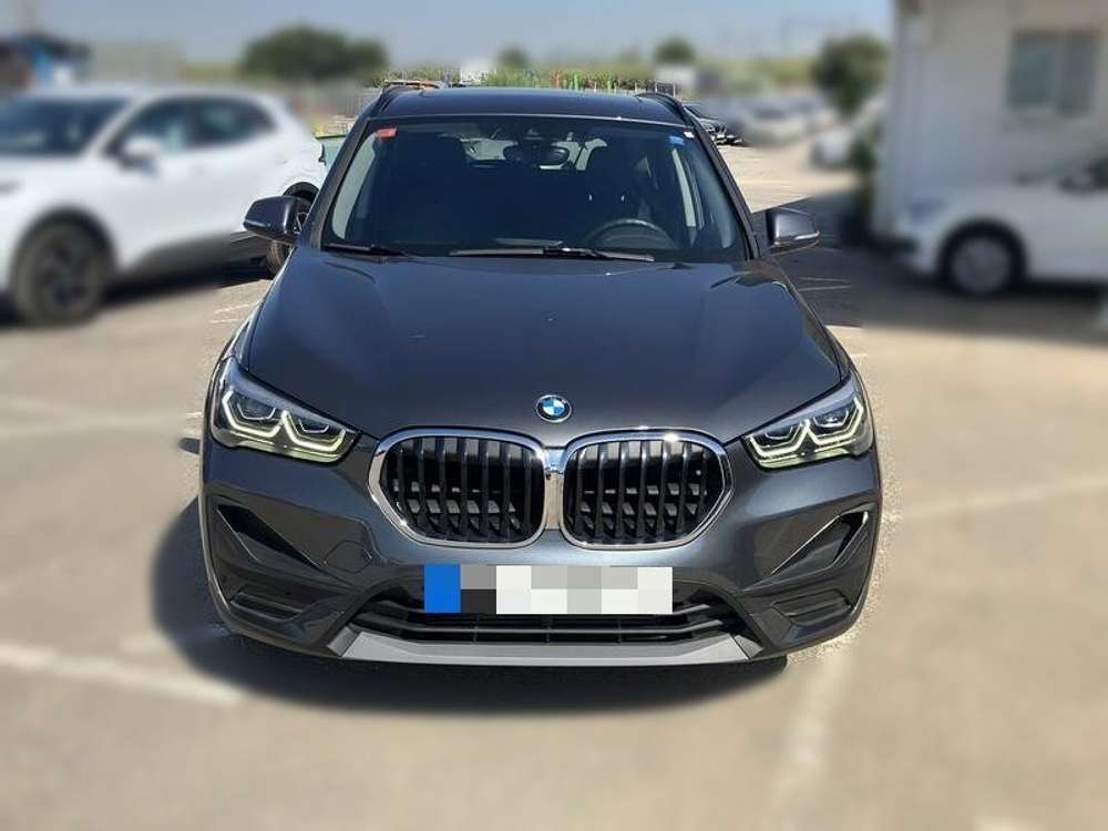 BMW X1 sDrive 18iA - foto 1