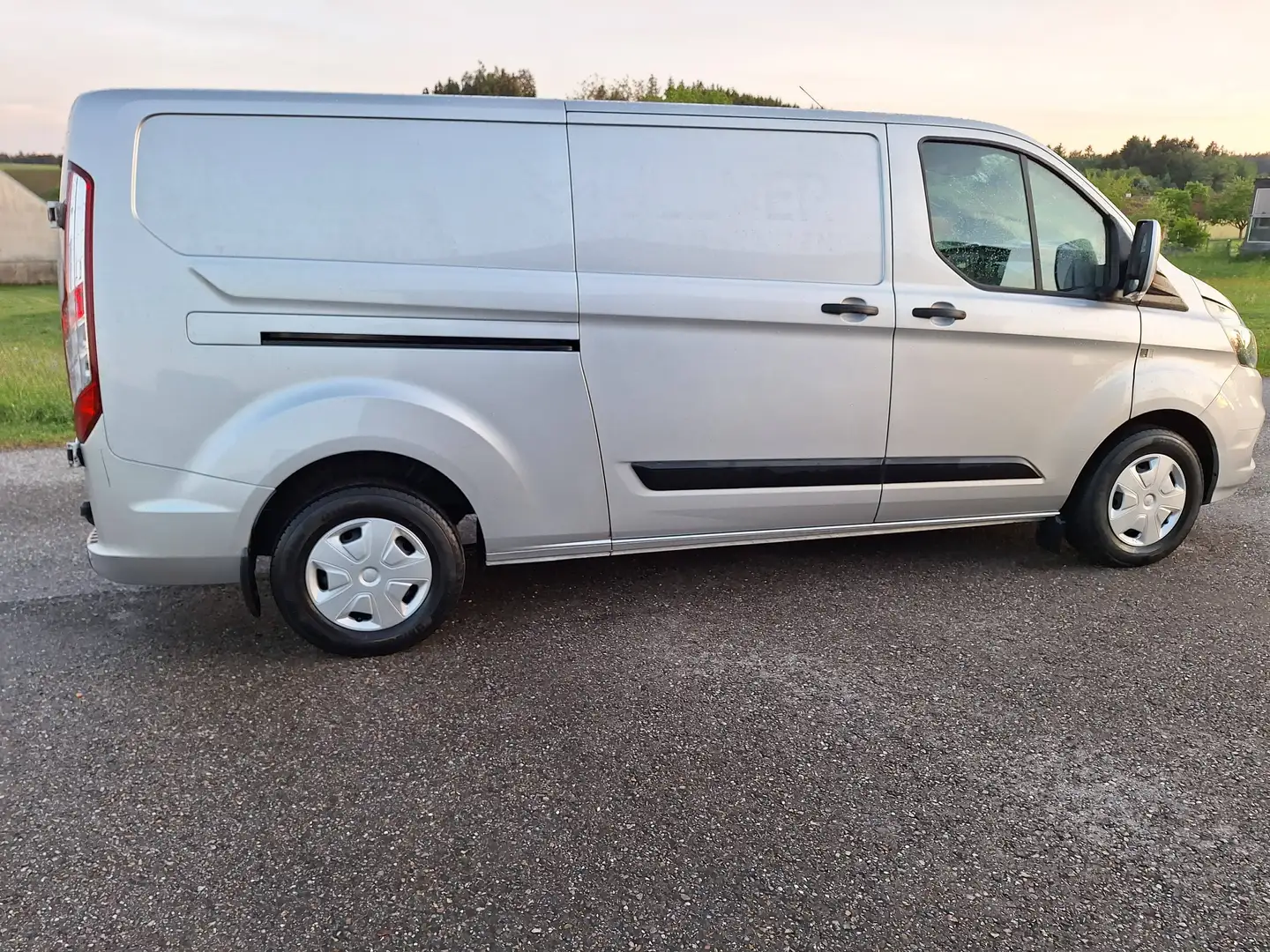 Ford Transit Custom Transit Custom 2,0 TDCI L2H1 320 Trend Trend Silber - 2