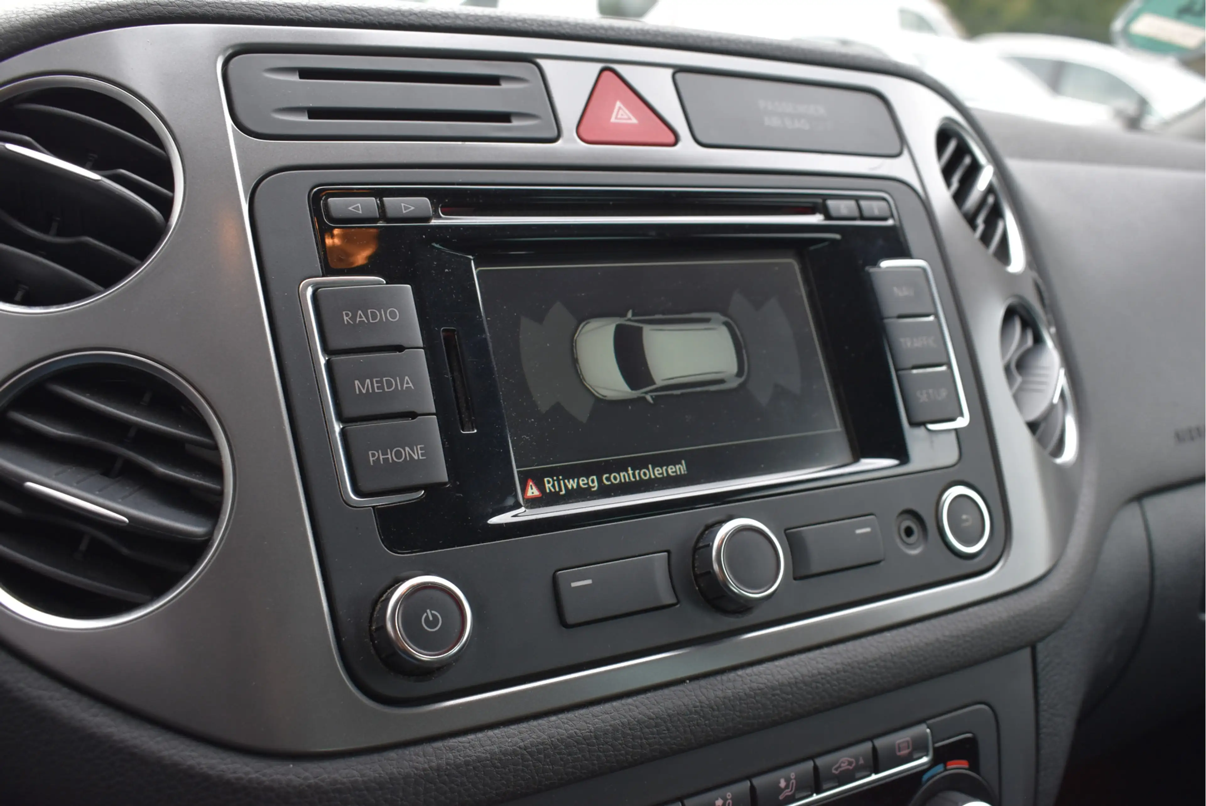 Volkswagen Tiguan 1.4 TSI Sport&Style Cruise control, Trekhaak, NL a — photo 12