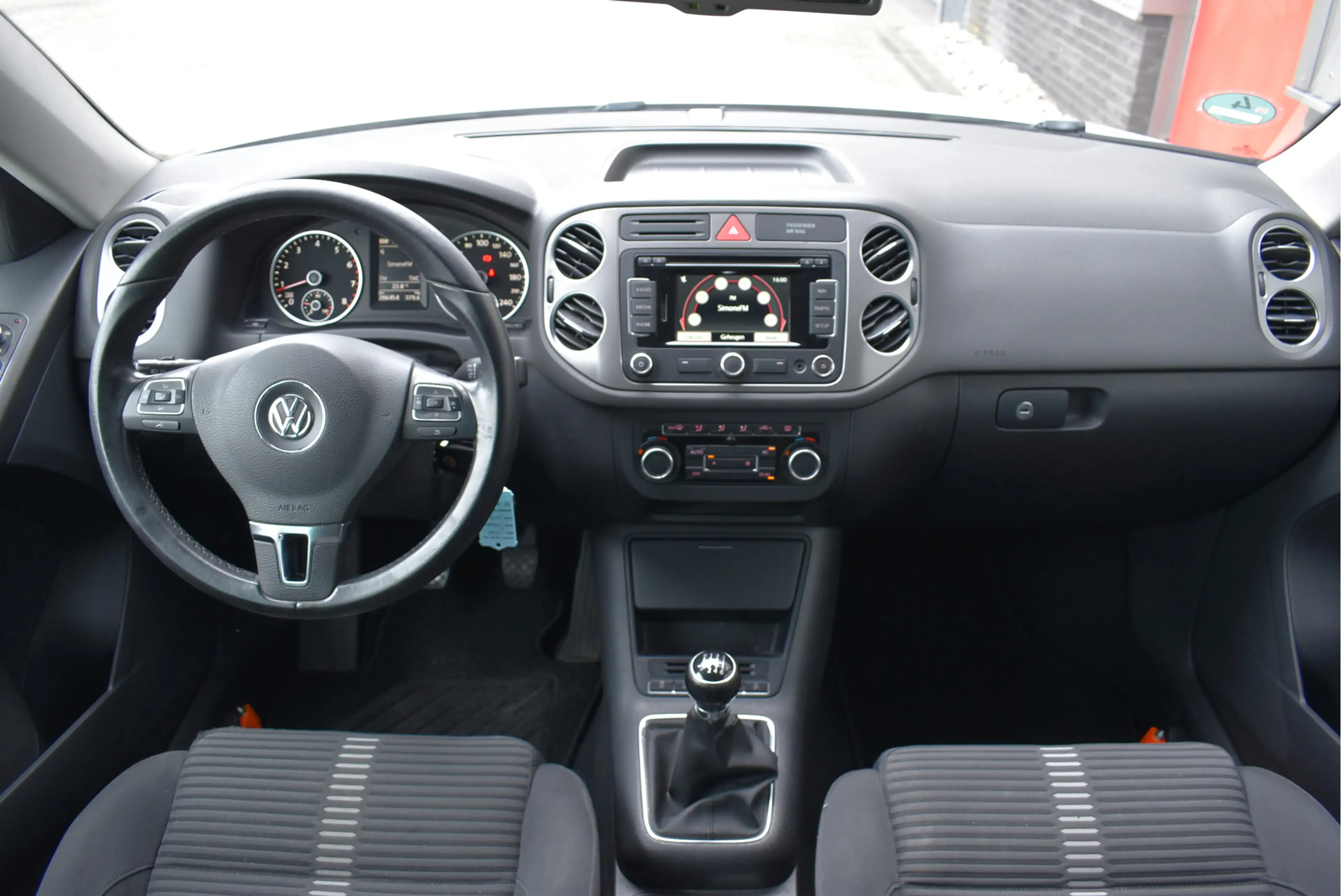Volkswagen Tiguan 1.4 TSI Sport&Style Cruise control, Trekhaak, NL a — photo 3