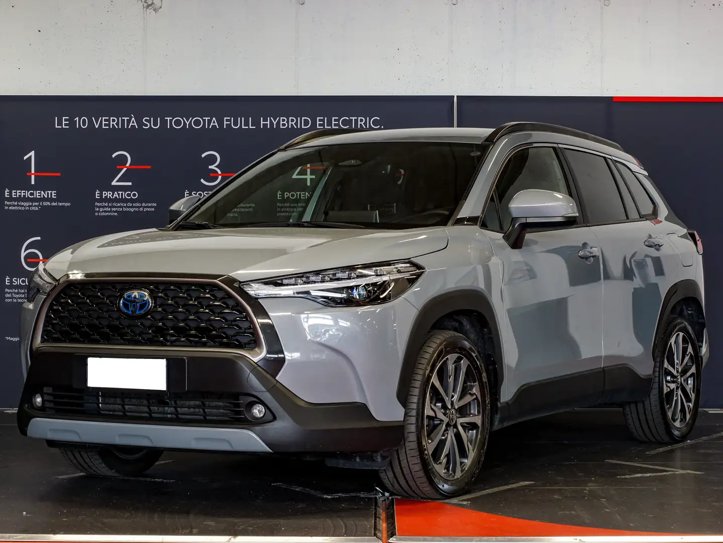 Toyota Corolla Cross 2.0h Trend fwd 197 cv e-cvt Grigio - 1