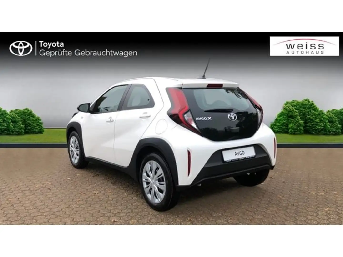 Toyota Aygo X Play SmartKey SHZ Klimaautomatik Regens. Weiß - 2