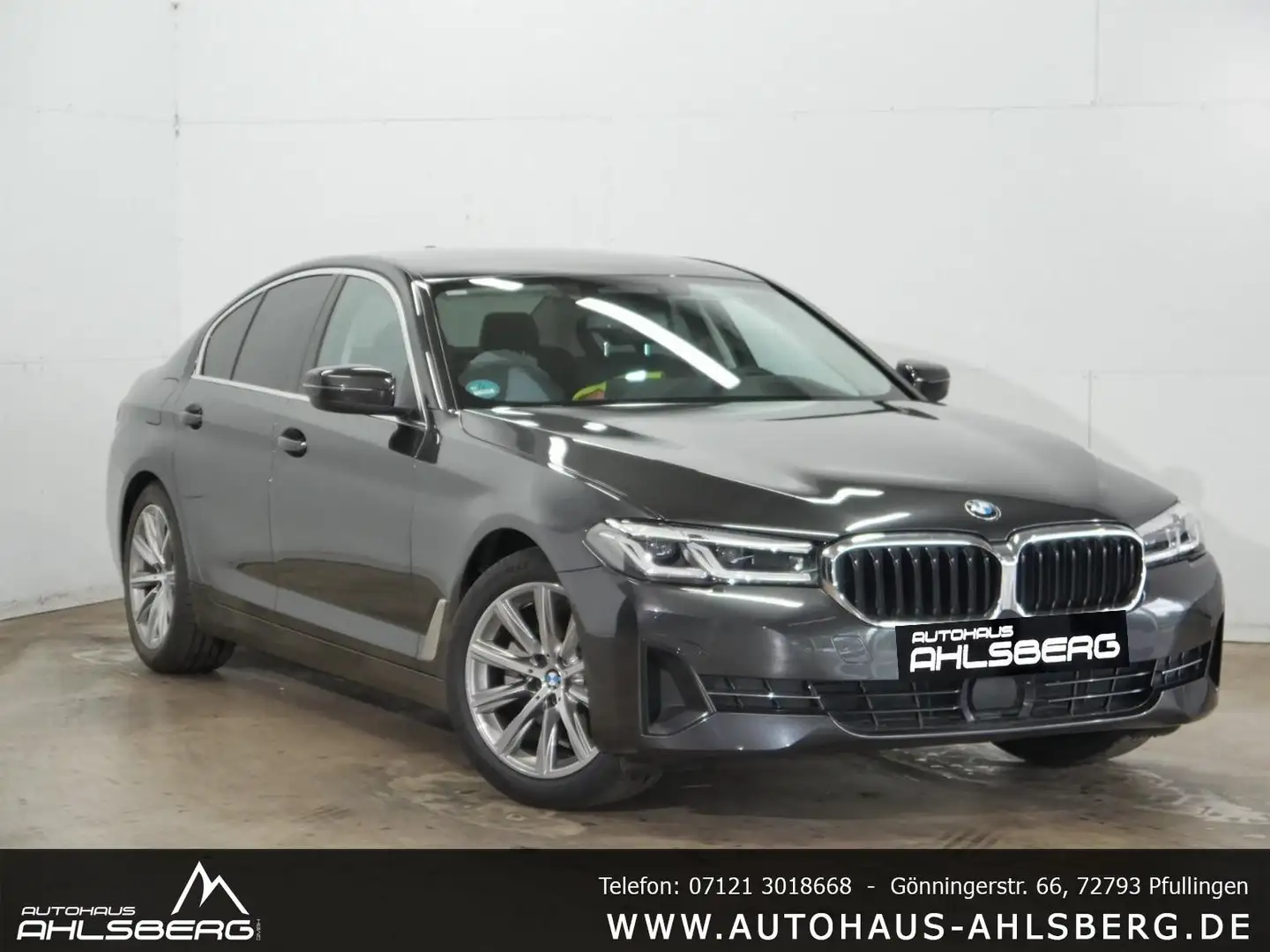 BMW 520 D STEPTRONIC/ LIVE/ACC/STAND./KAMERA/LEDER/HUD/1.H Grau - 2