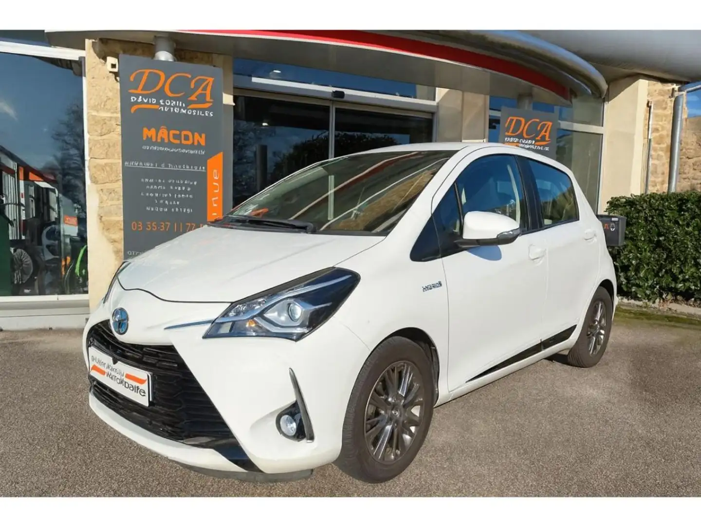Toyota Yaris Hybride 100h - BV e-CVT 2019 III 2011 Dynamic PHASE 3 Blanco - 1