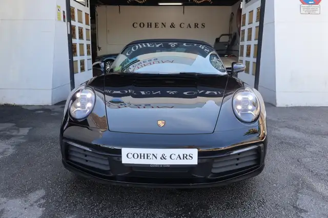 Porsche 992 view 4
