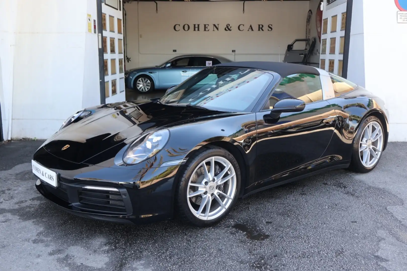 Porsche 992 Targa 4 PDK Nero - 2